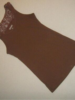 Brown Lace-Back Tank Top Old Navy brown lace tank top y2k Whimsygoth vintage